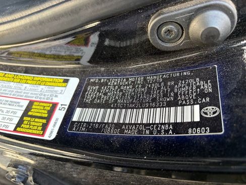 Used 2020 Toyota Camry LE FWD image 13
