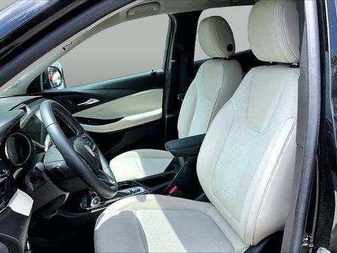 Used 2023 Buick Encore GX Select w/ Sport Touring Package FWD image 8