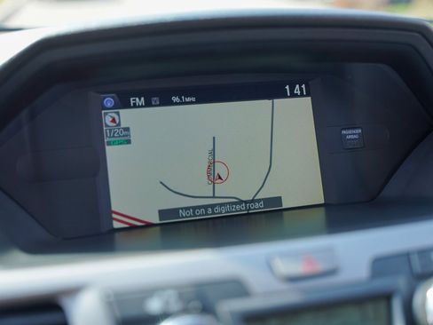 Used 2016 Honda Odyssey Touring Elite image 22