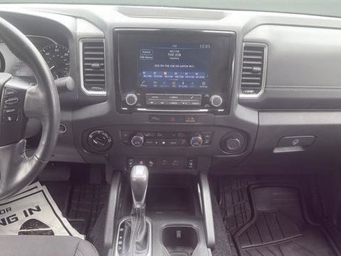 Used 2024 Nissan Frontier SV w/ SV Convenience Package AWD/4WD image 13