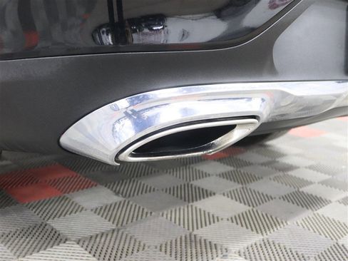 Used 2018 Mercedes-Benz GLC 300 4MATIC Coupe image 9