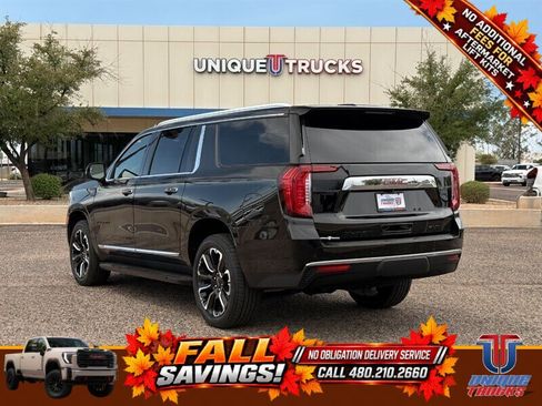 Used 2024 GMC Yukon XL SLT w/ SLT Luxury Package AWD/4WD image 9