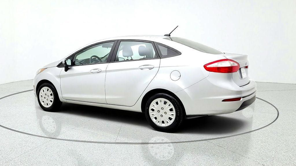 Used 2017 Ford Fiesta S FWD image 7