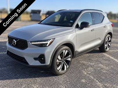 Certified 2024 Volvo XC40 B5 Plus w/ Climate Package