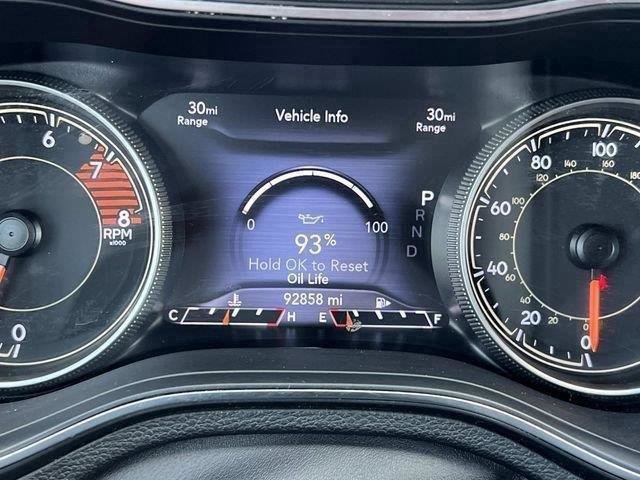Used 2020 Jeep Cherokee Trailhawk w/ Cold Weather Group AWD/4WD image 21