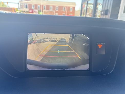 Used 2015 Lexus ES 350 w/ Premium Package FWD image 25