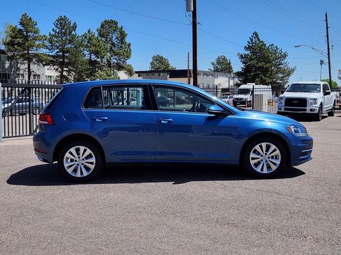 Certified 2021 Volkswagen Golf 4-Door FWD image 4