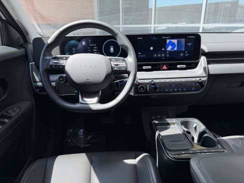 Used 2025 Hyundai Ioniq 5 SEL RWD image 16