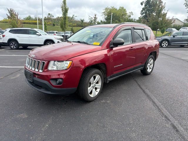 Used 2013 Jeep Compass Sport FWD image 28