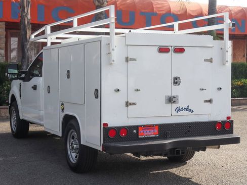 Used 2022 Ford F350 XL w/ Power Equipment Group RWD image 7