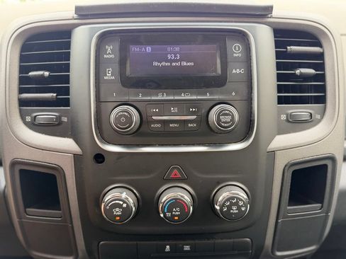 Used 2013 RAM 1500 Express RWD image 26