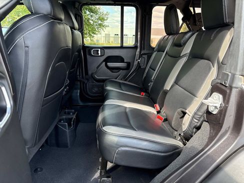 Used 2021 Jeep Wrangler Unlimited Sport image 20