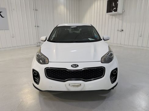 Used 2019 Kia Sportage LX image 8