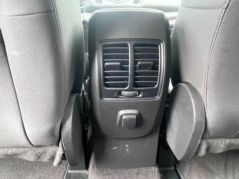 Used 2017 Ford Escape SE AWD/4WD image 28