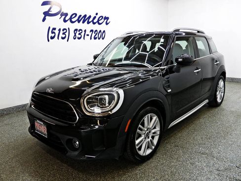 Used 2022 MINI Cooper Countryman FWD image 1