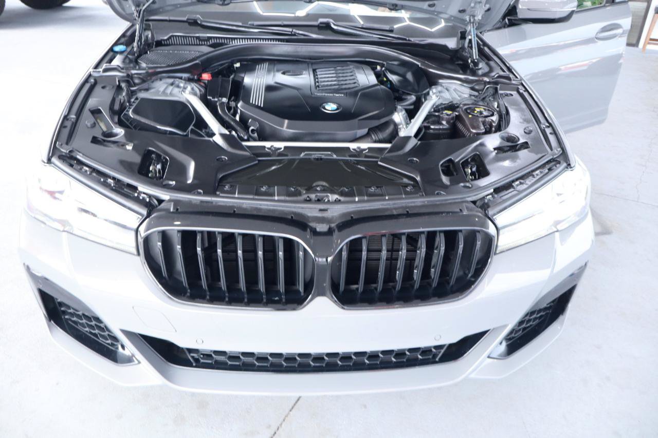 Used 2021 BMW 540i w/ M Sport Package RWD image 42