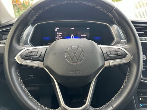 Used 2023 Volkswagen Tiguan SE image 26