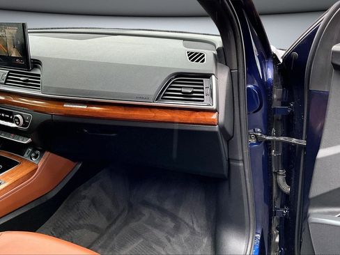 Used 2022 Audi Q5 2.0T Premium Plus image 25