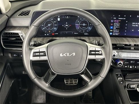 Used 2024 Kia Telluride SX image 14