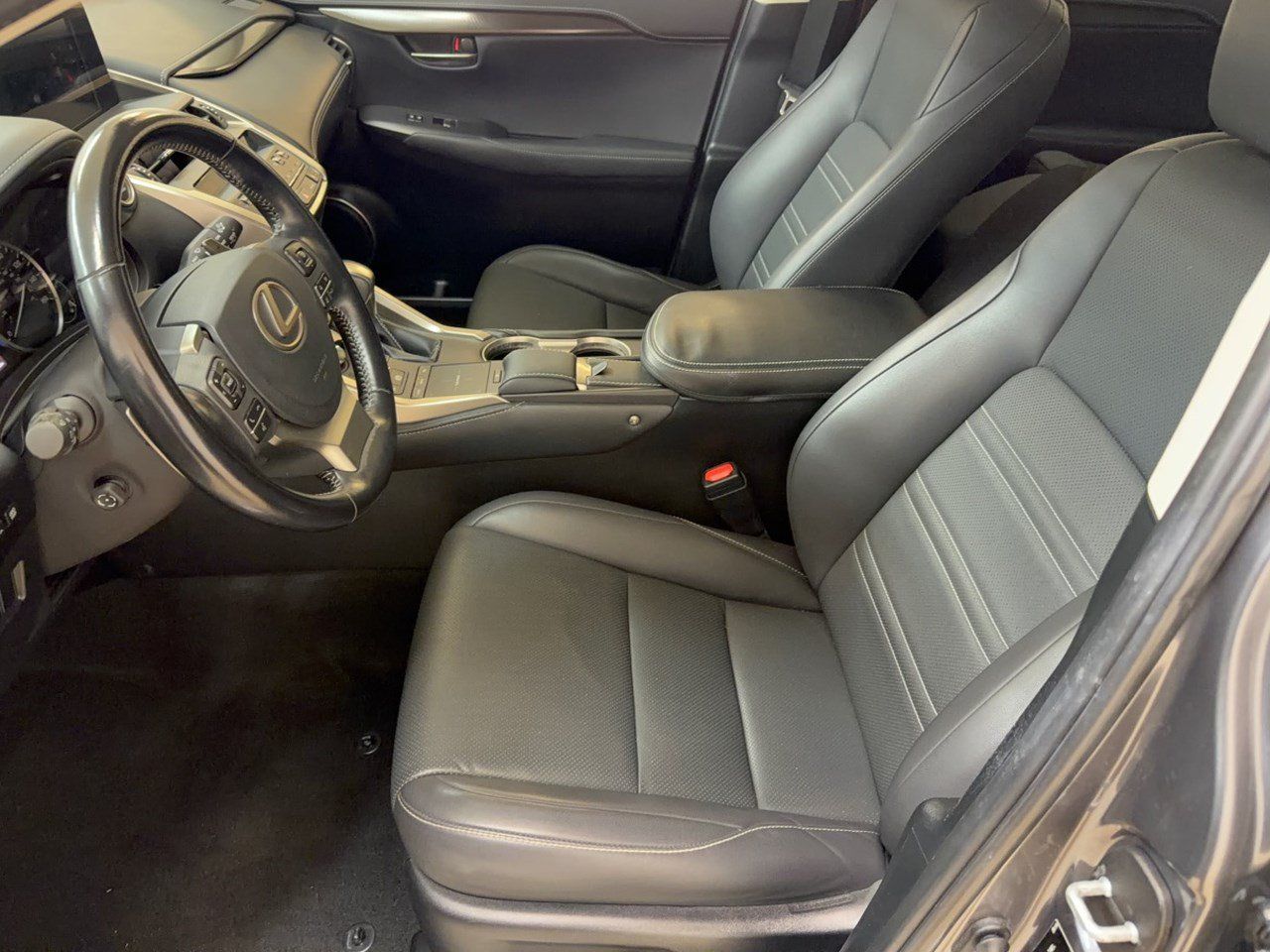 Used 2020 Lexus NX 300 FWD w/ Comfort Package image 5