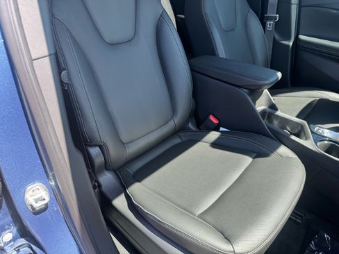 Used 2024 Buick Encore GX Sport Touring w/ Comfort Package FWD image 12