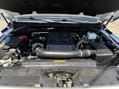 Used 2023 Nissan Frontier SV AWD/4WD image 30
