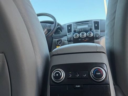 Used 2012 Hyundai Veracruz GLS FWD image 16