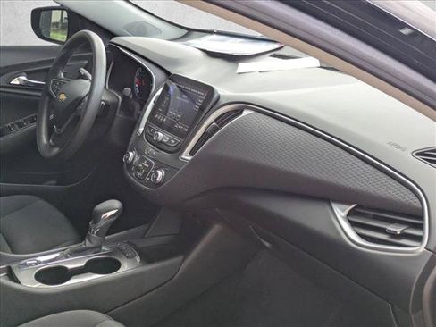 Used 2024 Chevrolet Malibu LS FWD image 21