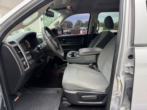 Used 2016 RAM 1500 Express AWD/4WD image 23