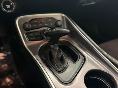 Used 2022 Dodge Challenger GT w/ Plus Package image 27