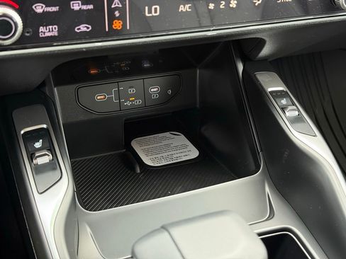 New 2026 Kia Sorento S AWD/4WD image 19