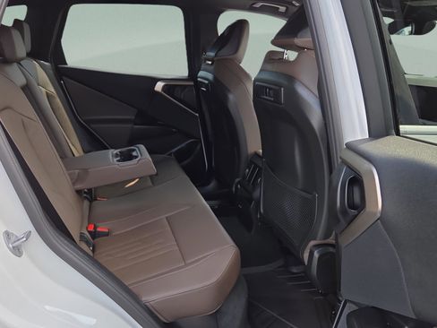 Certified 2025 BMW X3 xDrive30i w/ Convenience Package image 20