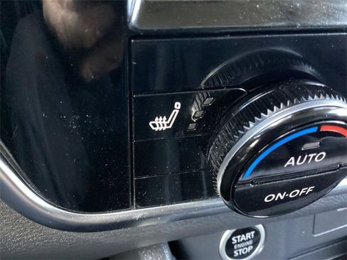 Used 2023 Nissan Rogue SV w/ SV Premium Package image 23