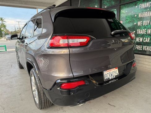 Used 2018 Jeep Cherokee Latitude image 7