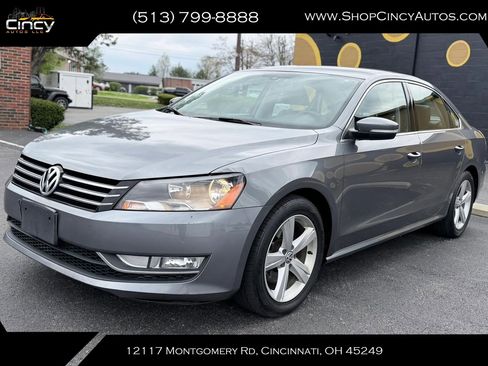 Used 2015 Volkswagen Passat 1.8T Limited Edition image 1