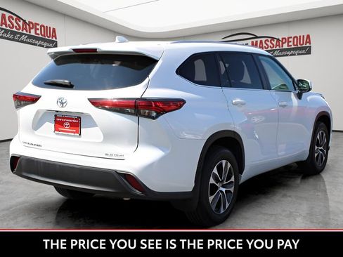 Used 2023 Toyota Highlander XLE AWD/4WD image 6
