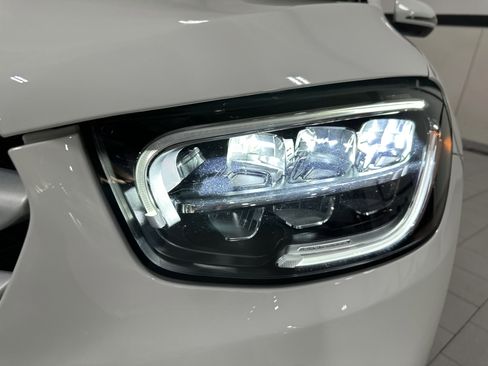 Certified 2022 Mercedes-Benz GLC 300 4MATIC image 10