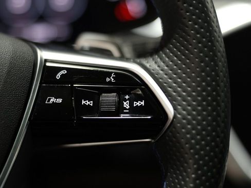 Used 2022 Audi RS 7 Sportback image 30