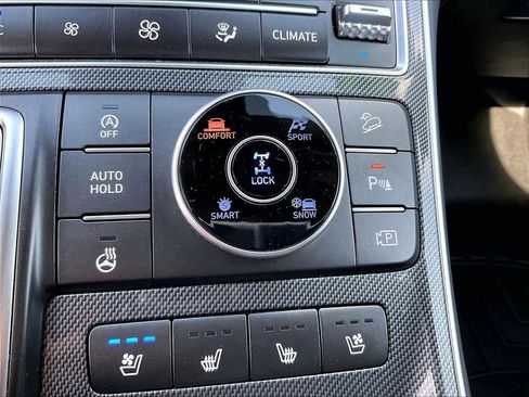 Used 2022 Hyundai Santa Fe Limited AWD/4WD image 34