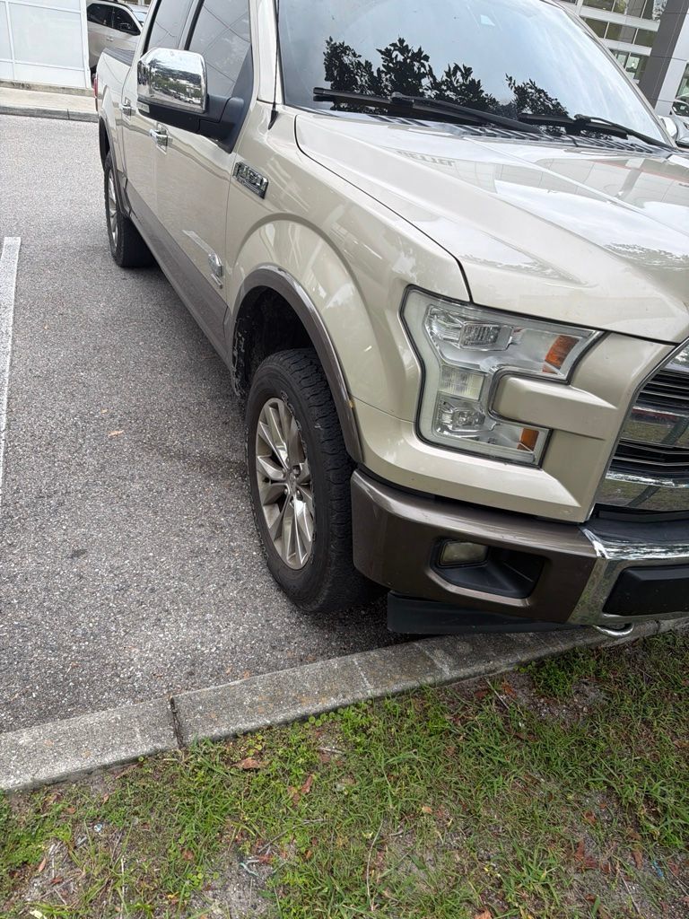 Used 2017 Ford F150 King Ranch w/ Equipment Group 601A Luxury AWD/4WD image 9
