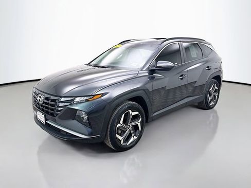 Used 2023 Chevrolet Bolt EUV Premier w/ Sun & Sound Package image 3