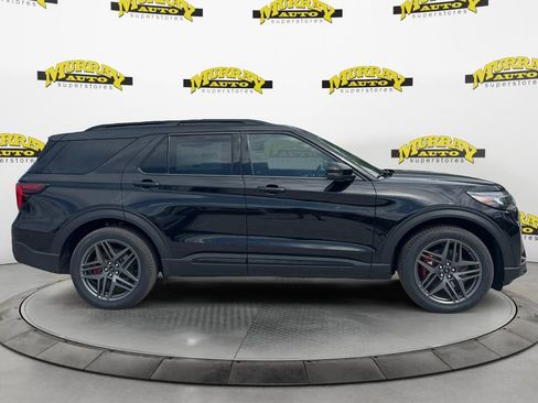 New 2026 Ford Explorer ST RWD image 7