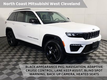 Used 2023 Jeep Grand Cherokee Limited w/ Black Appearance Package
