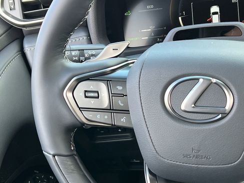 New 2026 Lexus LX 600 4WD w/ Luxury Package image 17