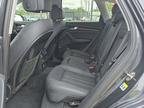 Used 2020 Audi Q5 2.0T Premium AWD/4WD image 12