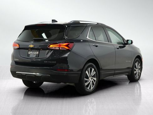 Used 2022 Chevrolet Equinox Premier AWD/4WD image 7