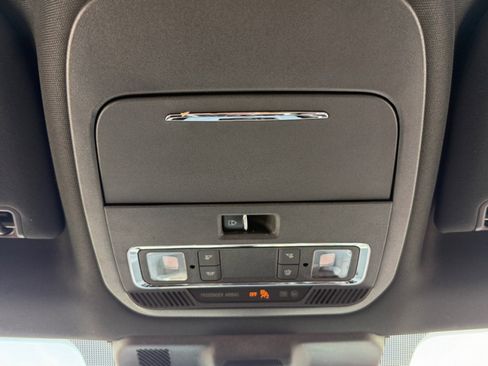 Used 2021 Ford F150 Lariat AWD/4WD image 35