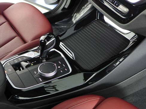 Used 2024 BMW X3 sDrive30i w/ M Sport Package image 15