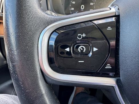 Used 2016 Volvo XC90 T6 Inscription w/ Vision Package AWD/4WD image 19