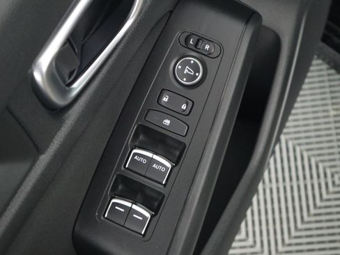 Used 2025 Honda Civic Sport image 34